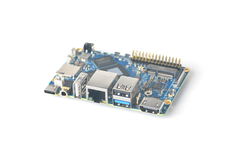 FriendlyElec NanoPi M6 - Embedded Android Host, RK3588S, Up to 32GB RAM, Built-in LCD Display Support 8K