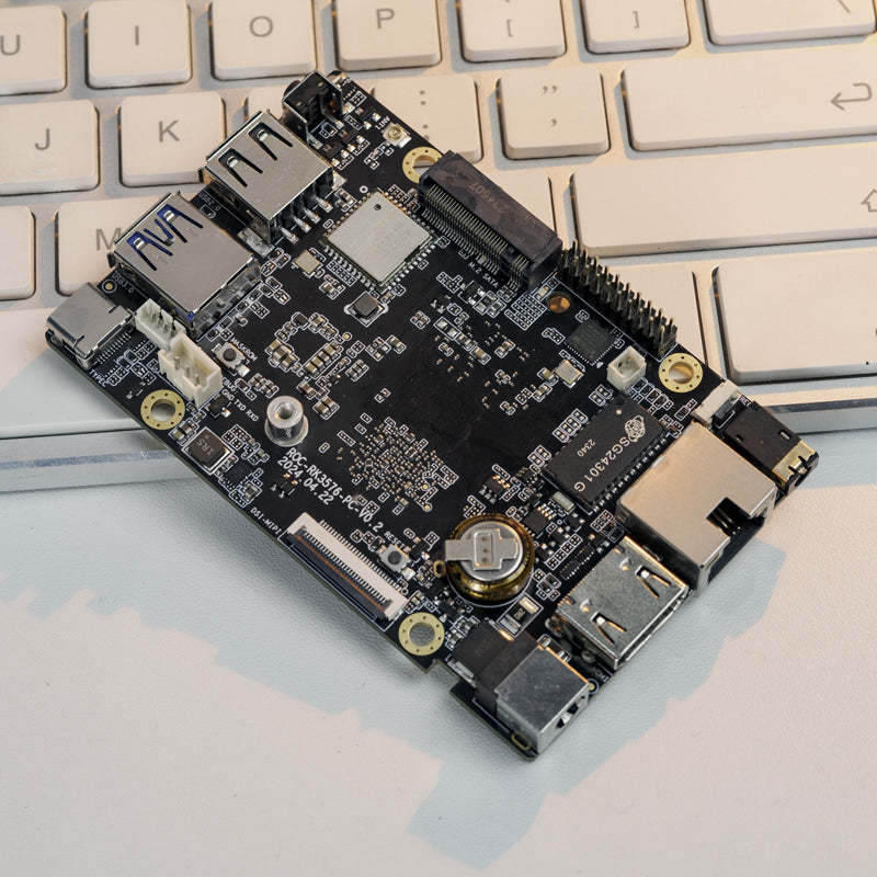 ROC-RK3576-PC Low-Power Large Model Mini Computer - AIOT Rockchip RK3576, 4K@120fps, Credit card size, The private deployment of large models Docker