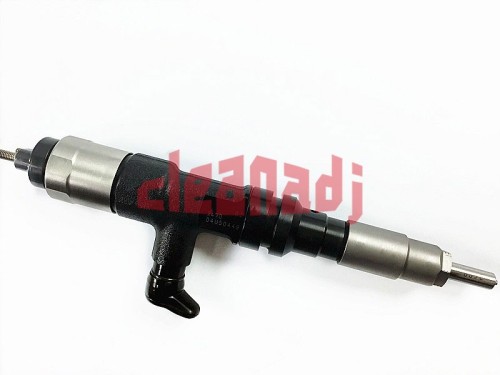 095000-2470 Fuel Injection Diesel Injector