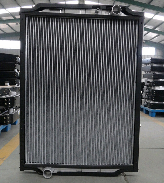 China manufacturer aluminum radiator/HOWO Trucks Radiator/ HOWO water tanks