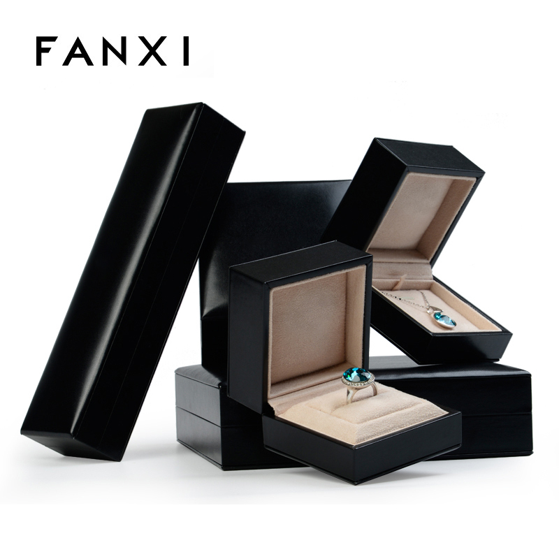 FANXI H043 Custom Logo Top Quality Black PU Leather Suede Insert Boxes Ring Necklace Bracelet Gift Packaging Plastic Jewelry Box