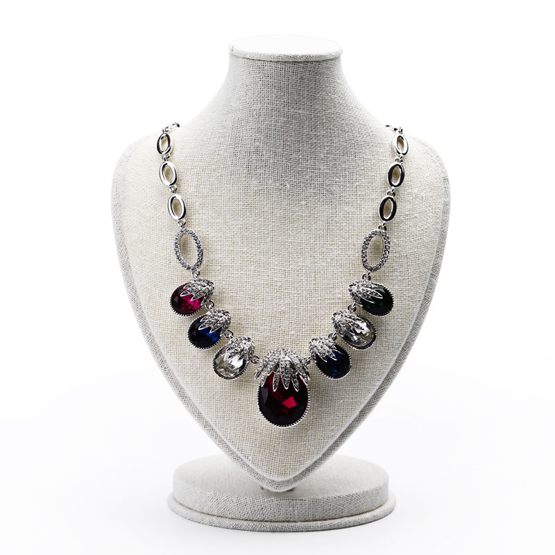 FANXI RX024 China Product Custom Linen Heart Display Stand For Necklace/Pendant Mannequin Doll Jewelry Holder Figurines
