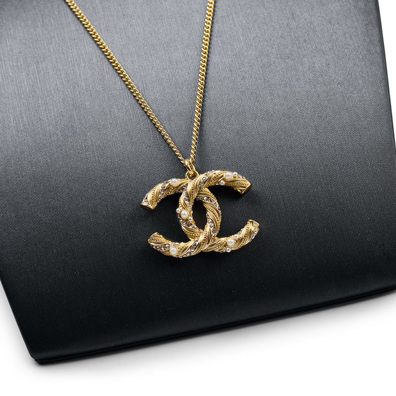 FANXI RX053 Factory Custom Jewelry Necklace Bust Resin Black PU Leather Jewelry Display Stand Necklace Pendant Holder
