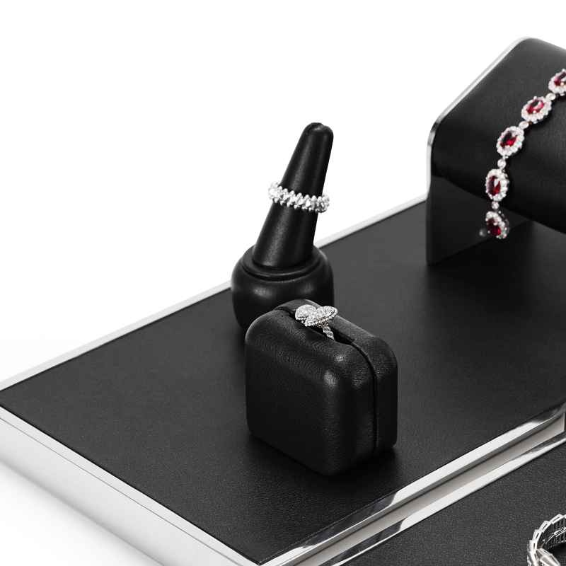 FANXI TT113 New Arrival Luxury Custom PU Leather Metal Jewelry Display Stand Black Jewelry Window Display Set