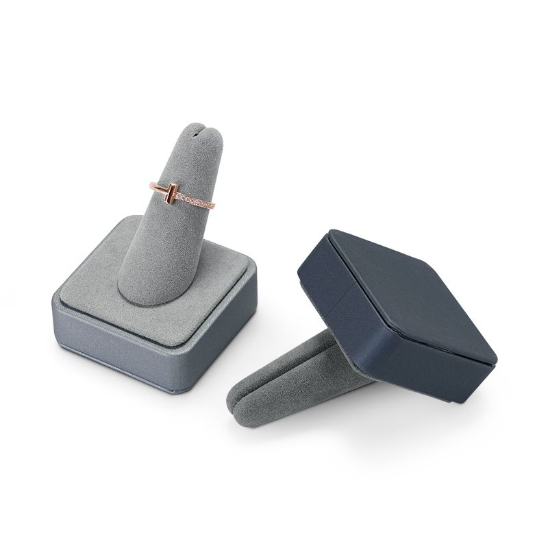 FANXI PU064 New arrival Luxury Gray PU leather microfiber jewelry ring display Finger holder showcase Jewelry wood stand set