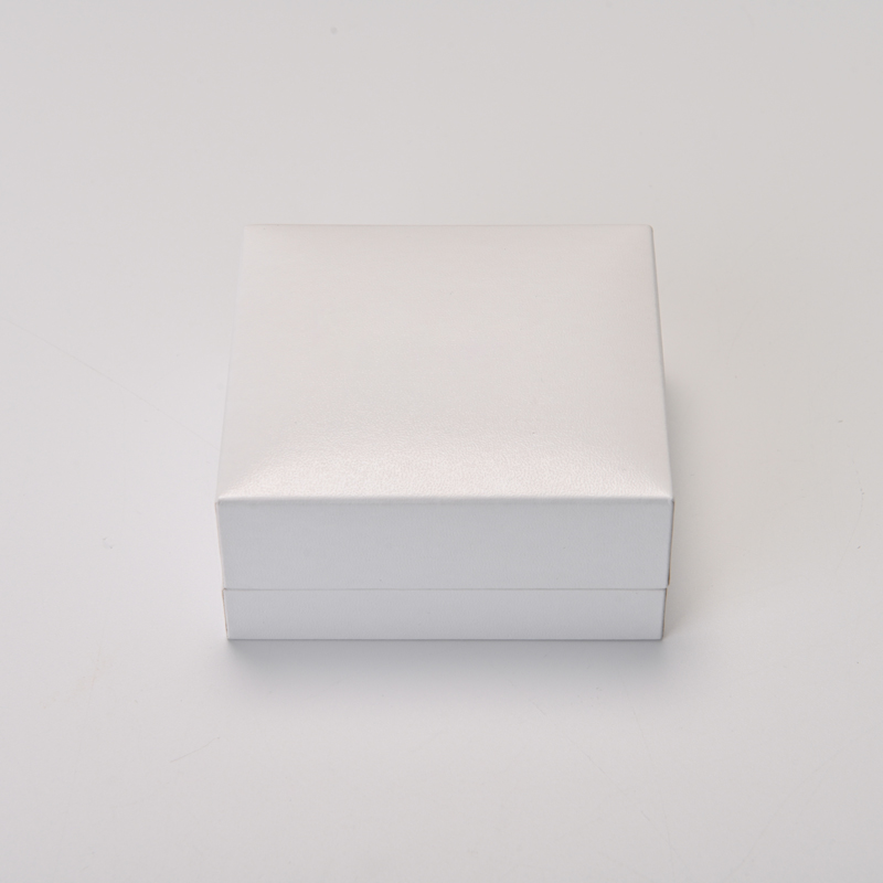 Custom logo & colour leatherette paper jewellery packaging box