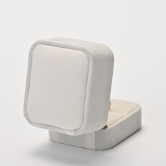 custom cream velvet jewelry box for ring