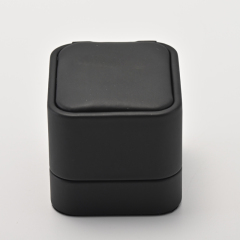 custom logo/colour black leather jewelry box with microfiber inside