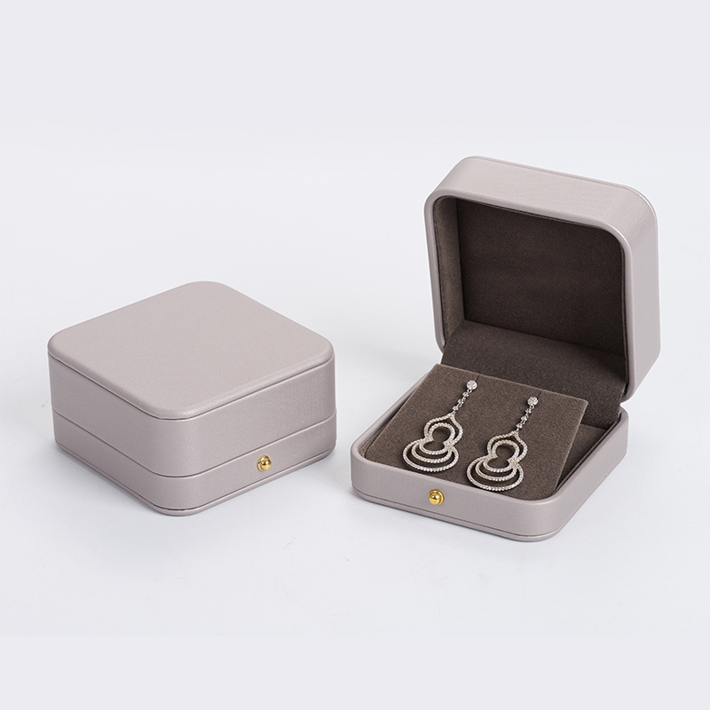 custom logo & colour leather jewelry packaging box with velvet inside
