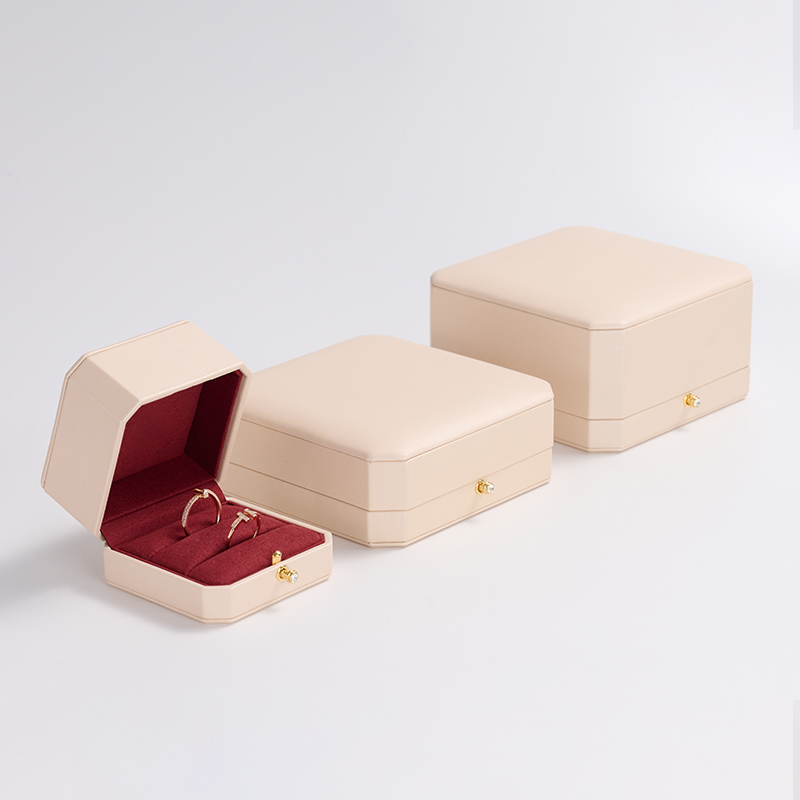 custom logo colour leather jewelry box with microfiber inside