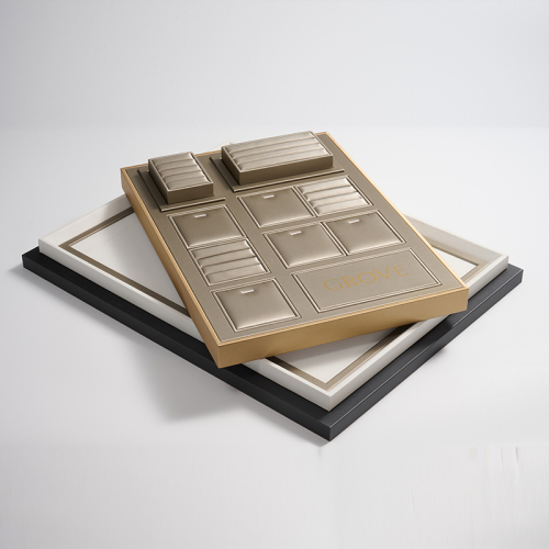 New fashion gold color pu leather jewelry display trays for rings pendants with custom logo