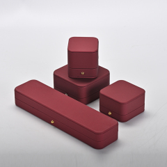 Fashion design custom logo red pu leather jewelry boxes TC-H06502