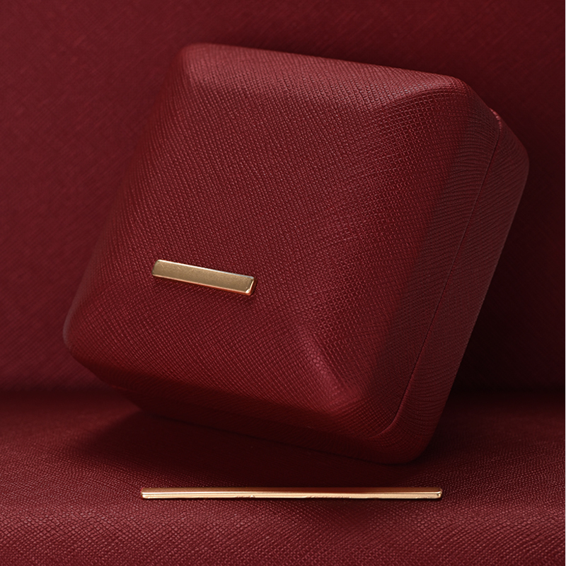 Fashion design custom logo red pu leather jewelry box TC-H06302