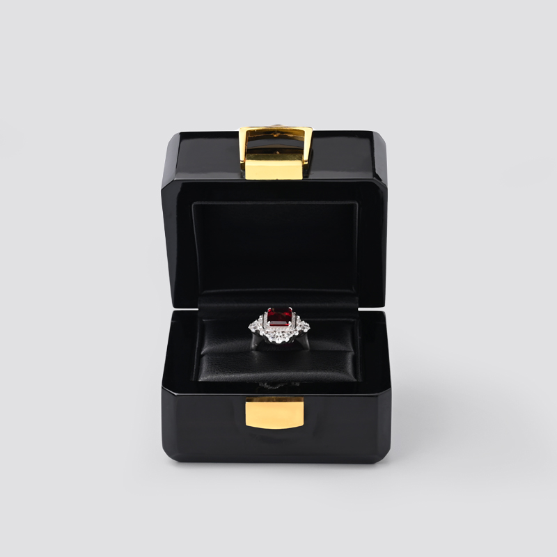 Accept custom design shiny black wooden ring box engagement ring box