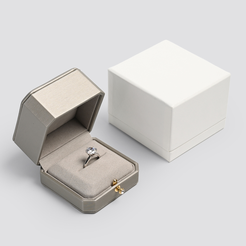 Luxury custom pu leather engagement ring box