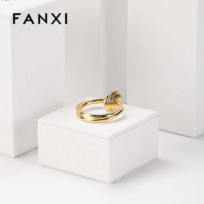 FANXI New arrival elegant white microfiber jewelry display set for window cabinet TT184