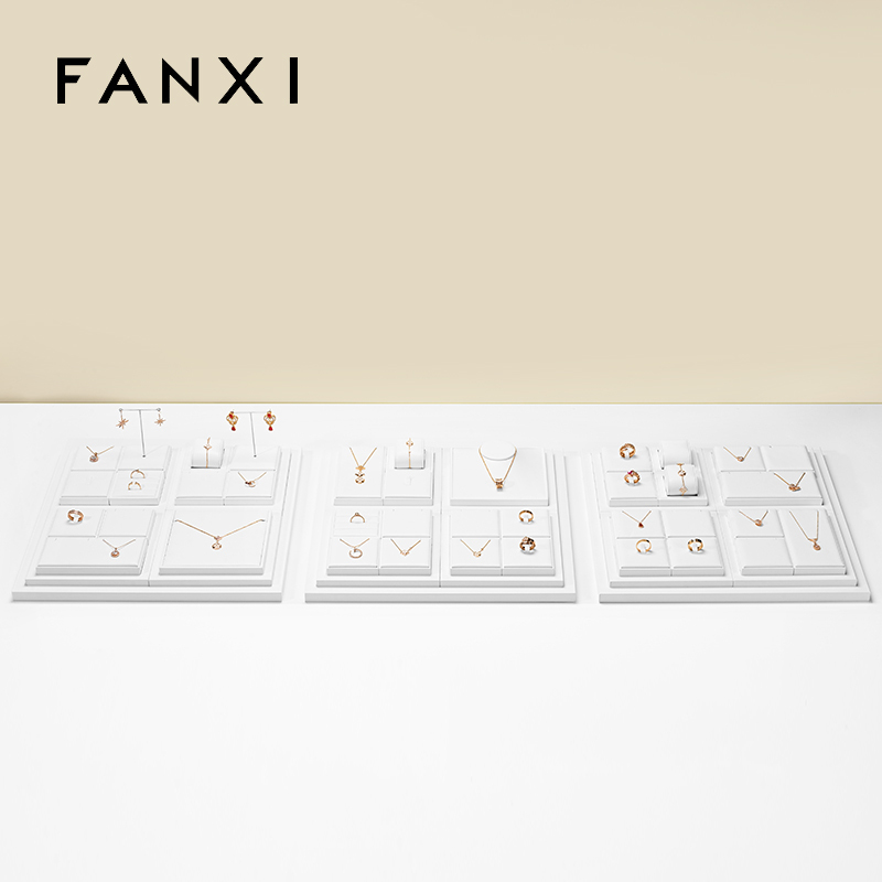 FANXI New arrival elegant white pu leather jewelry display set for window cabinet TT276
