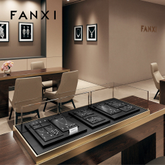 FANXI TT261 New Jewelry Display Set Luxury Black PU Leather With Silver Metal Showcase Tray Microfiber Display Jewelry Necklace Display
