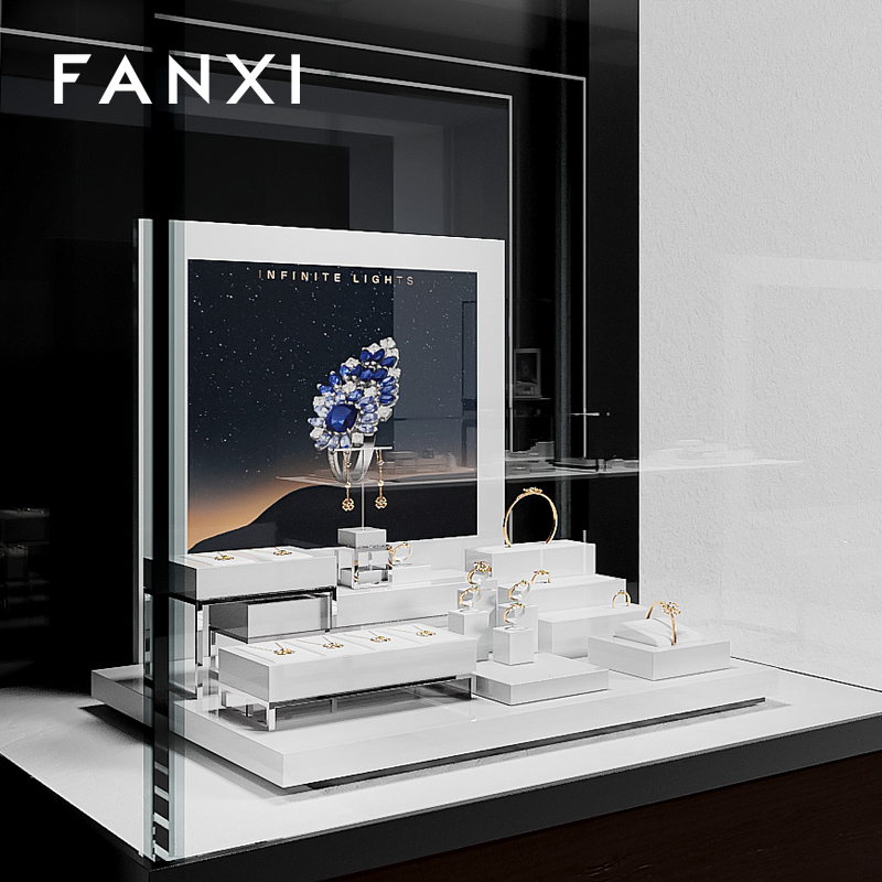 FANXI TT277 Freestyle white PU leather jewelry square style ring pendant earring exhibition with background