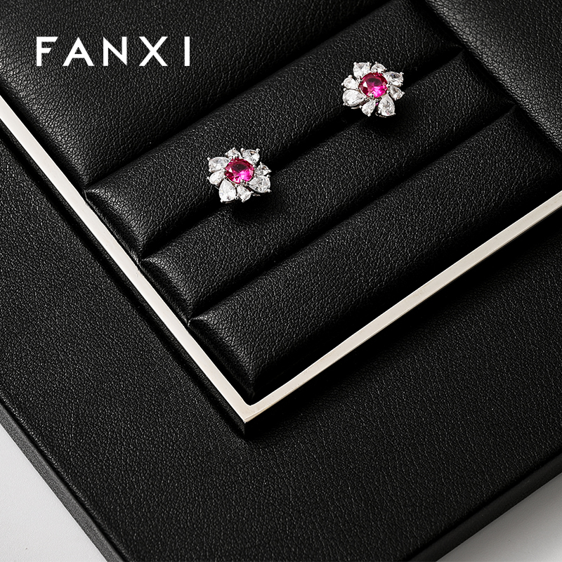 FANXI TT261 New Jewelry Display Set Luxury Black PU Leather With Silver Metal Showcase Tray Microfiber Display Jewelry Necklace Display