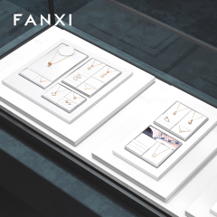 FANXI TT263 New Jewelry Display Set Luxury White PU Leather With Silver Metal Showcase Tray Microfiber Display Jewelry Necklace Display