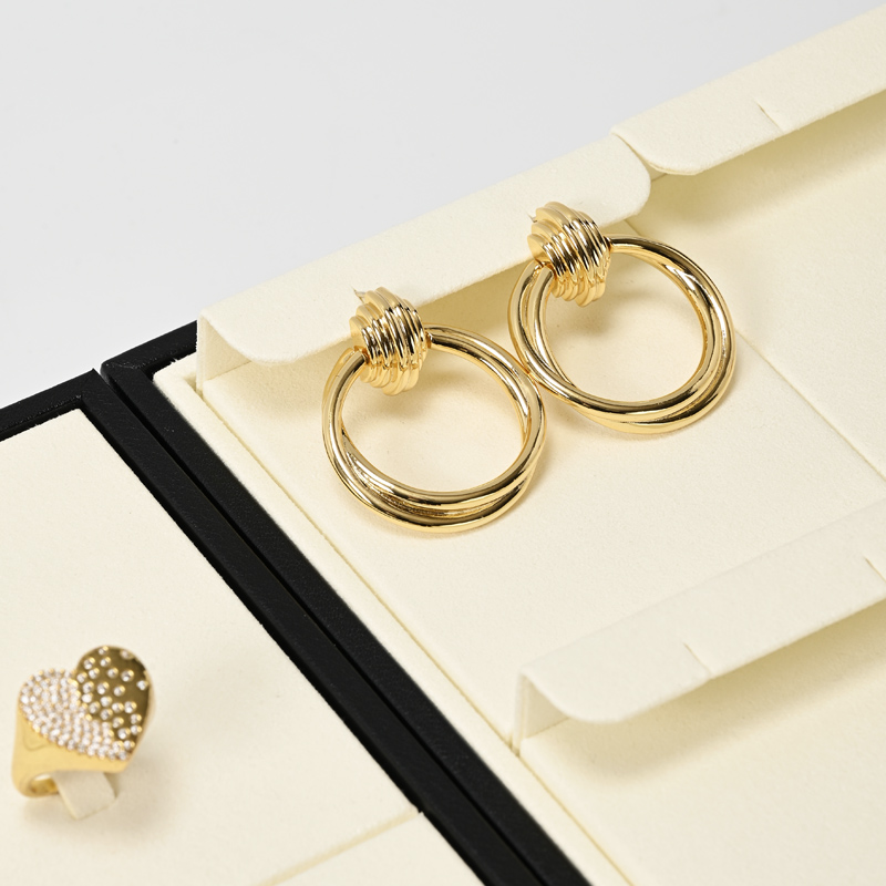 P178 Originality Beige Microfiber Jewelry Tray Decoration Storage Organizer Box Necklace Earring Ring Pendant Cream Jewelry Tray