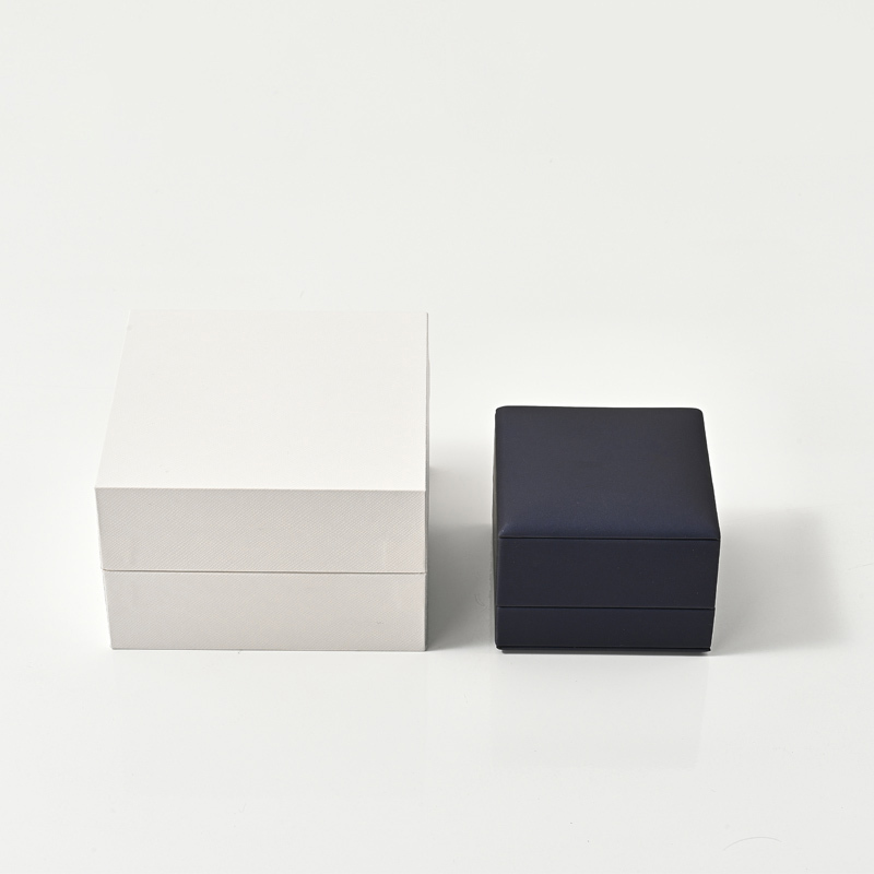 FANXI Custom Logo Top Quality Blue PU Leather Suede Insert Boxes Ring Necklace Bracelet Gift Packaging Plastic Jewelry Box