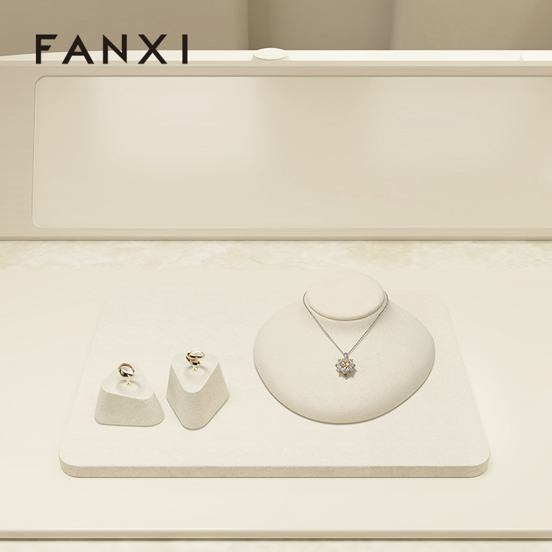 FANXI New arrival microfiber necklace bust display with different color