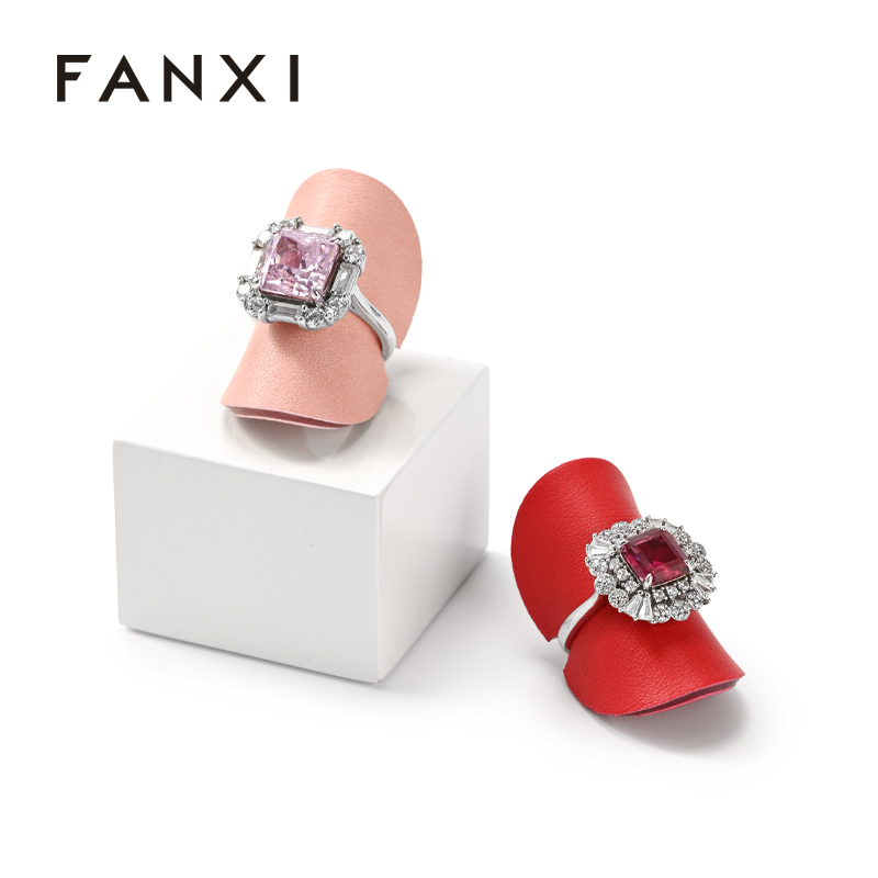 FANXI PJ002 Circular PU leather ring piece creative multi-color leather ring counter display props