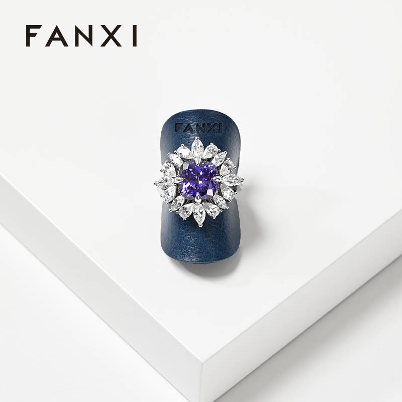 FANXI PJ002 Circular PU leather ring piece creative multi-color leather ring counter display props
