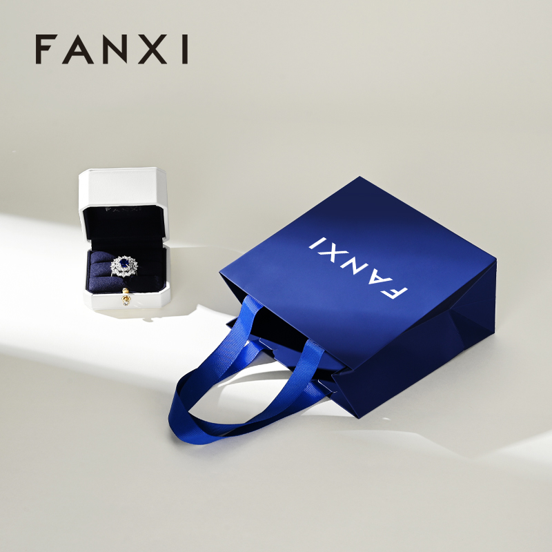 FANXI D069 High Quality Paper Shopping Bag Wholesale Printed Retail Gift Craft Jewelry Cosmetic Packaging Paper Bags with Logo
