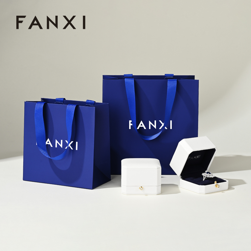 FANXI D069 High Quality Paper Shopping Bag Wholesale Printed Retail Gift Craft Jewelry Cosmetic Packaging Paper Bags with Logo