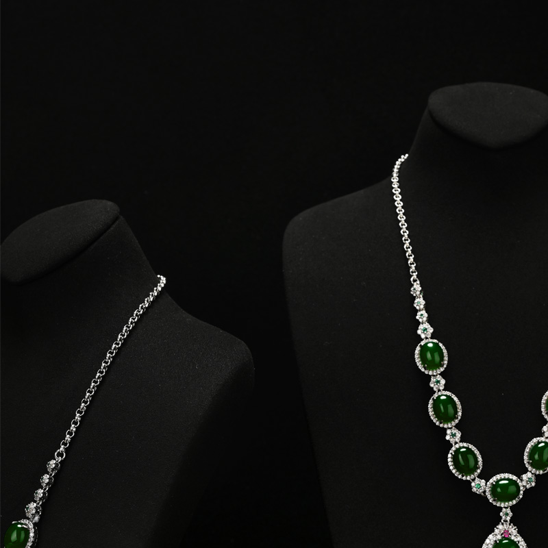 FANXI RX096 Luxury Microfiber Silk Jewelry Mannequins Necklace Display Stand Bust
