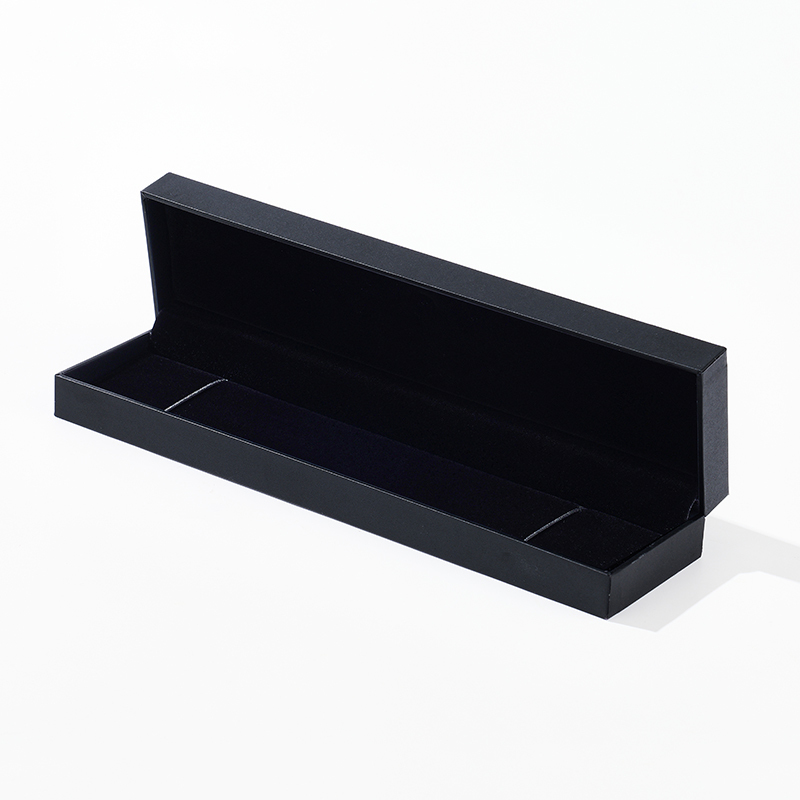 Long Chain Paper Jewelry Packing Box Customized Logo Unique Jewelry Bracelet Gift Boxes