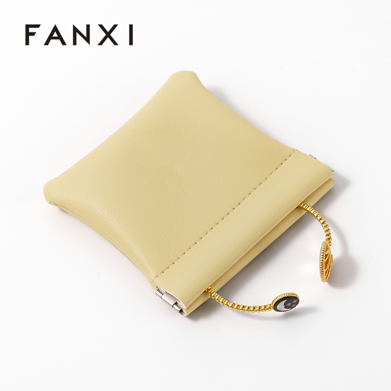 Custom Emboss Printed Pu Leather Squeeze Storage Bag Luxury Waterproof Jewelry Packing Leather Pouch