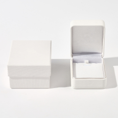 Wholesale Custom Logo Necklace Gift Packing Velvet Jewelry Boxes