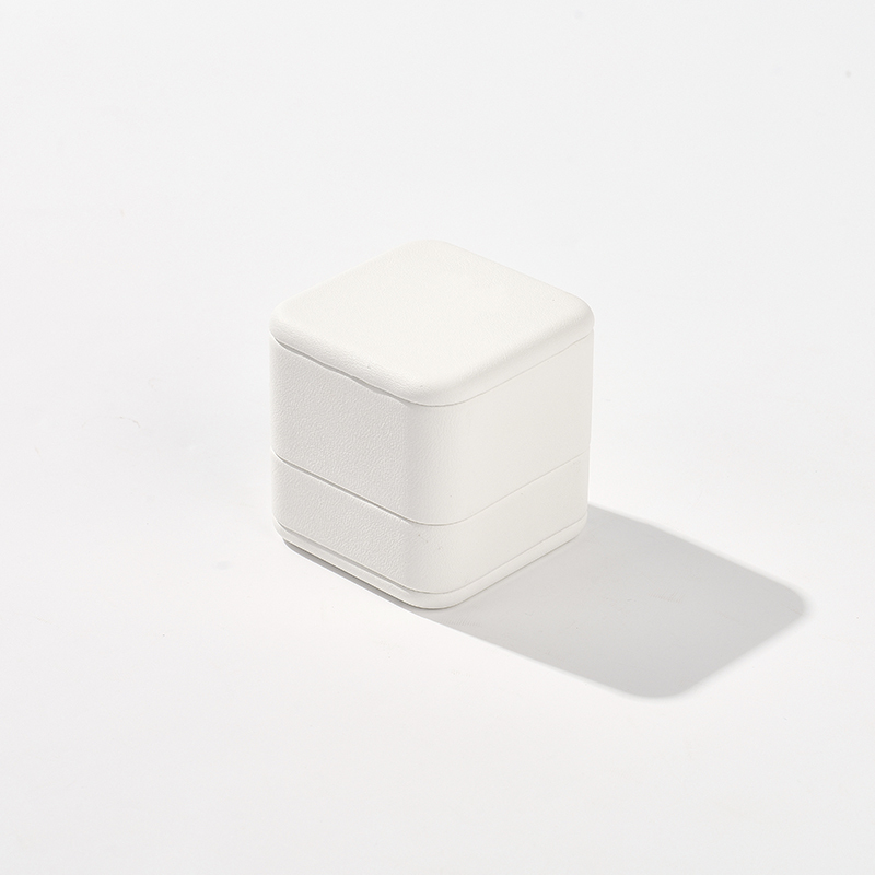 High-end Jewellery Box Custom Luxury White PU Leather Jewelry Boxes with Logo
