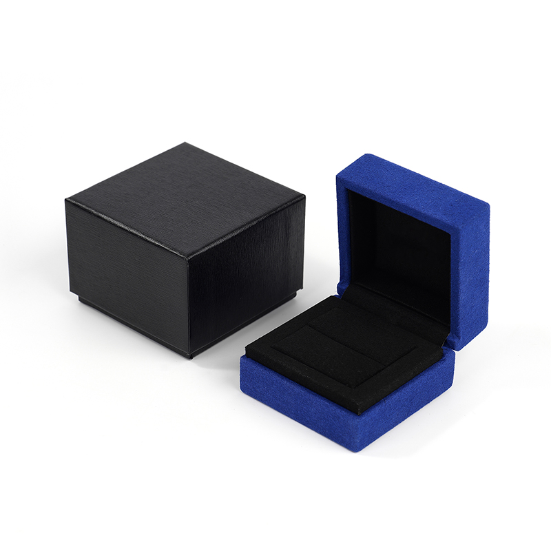 Jewelry Box High End Leather Jewelry Packaging Custom Logo Microfiber Jewelry Ring Box
