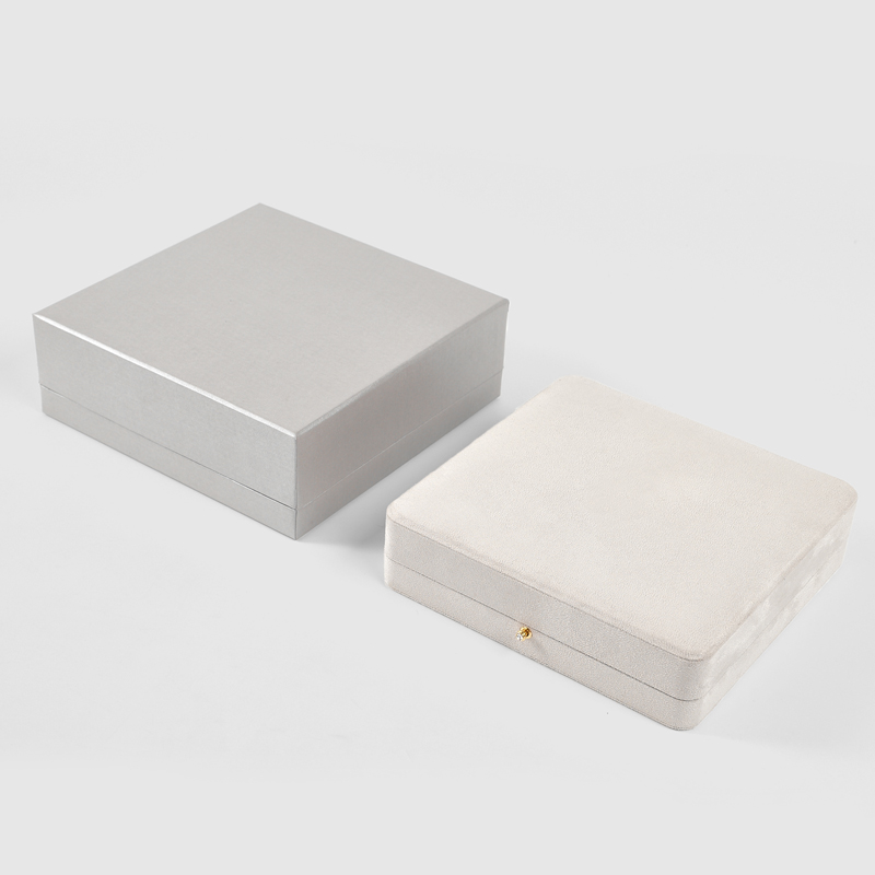 Suede Jewelry Box Packaging for Fine Jewelry Rings Necklaces Bracelets