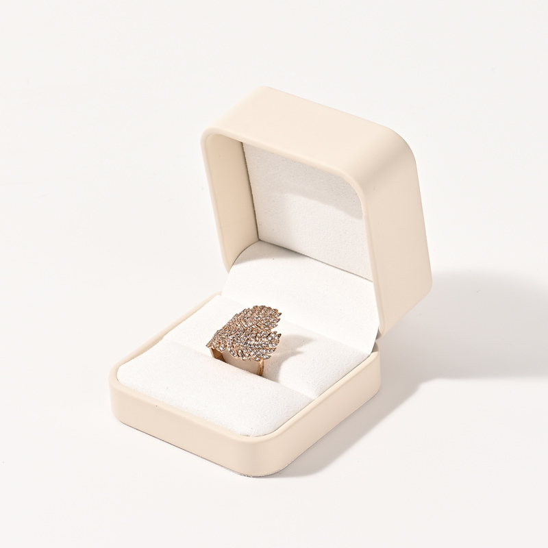 Custom Luxury PU Leather Engagement Ring Box Ring Jewelry Box Rings Package