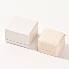 Custom Luxury PU Leather Engagement Ring Box Ring Jewelry Box Rings Package