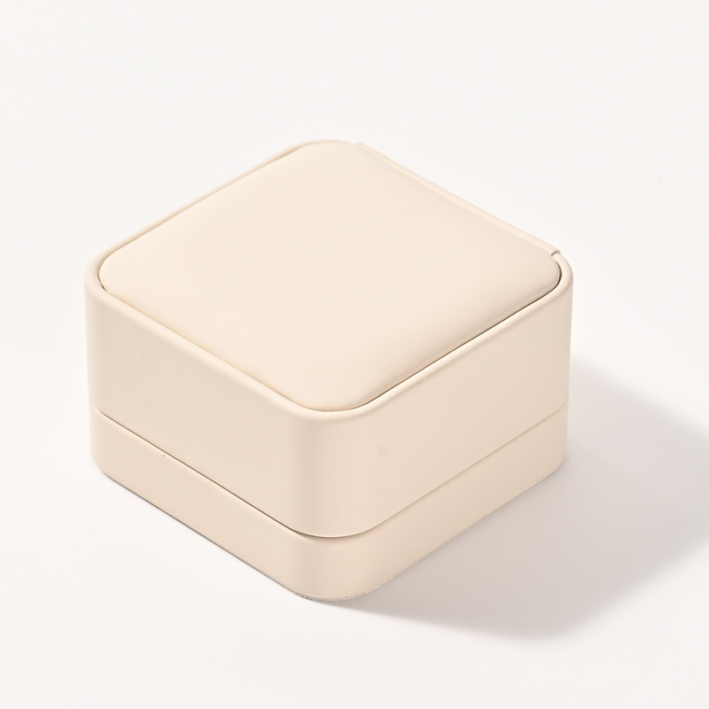 Professional Custom Elegant Jewelry Package Box Suede Wedding Double Ring Boxes for Packaging