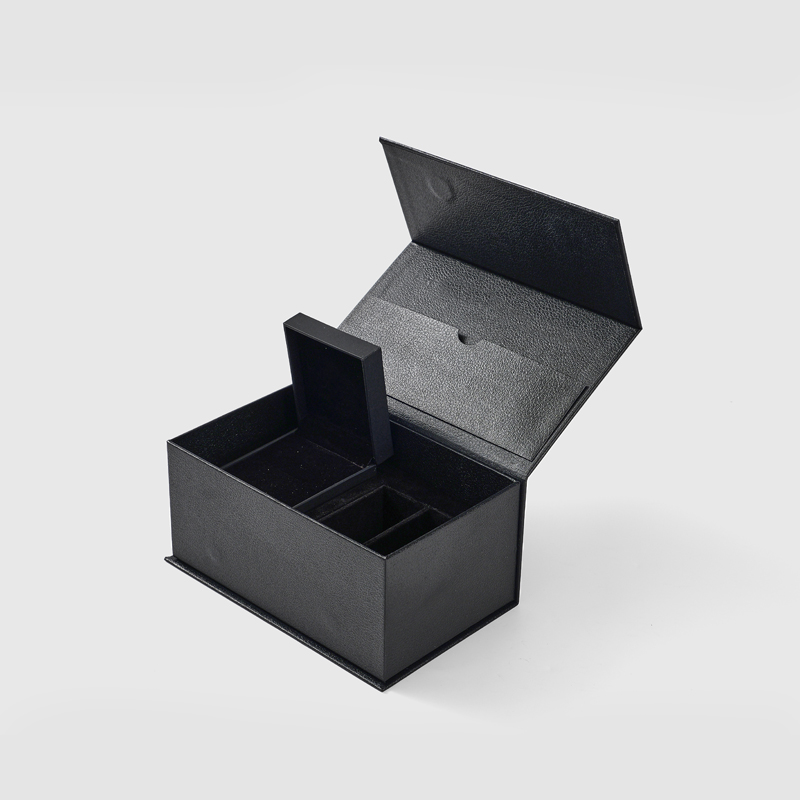 Custom Luxury Paper Cardboard Velvet Magnetic Lid Close Jewelry Ring Bracelet Jewellery Gift Box Packaging
