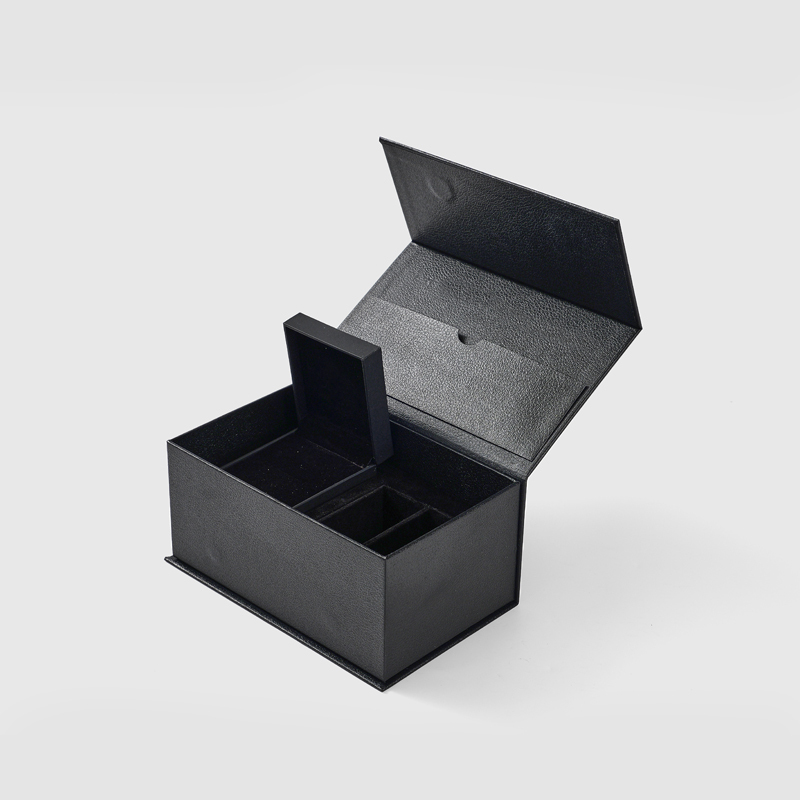 Custom Luxury Paper Cardboard Velvet Magnetic Lid Close Jewelry Ring Bracelet Jewellery Gift Box Packaging