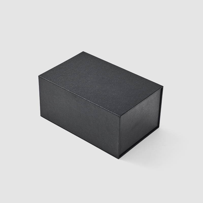 Custom Luxury Paper Cardboard Velvet Magnetic Lid Close Jewelry Ring Bracelet Jewellery Gift Box Packaging