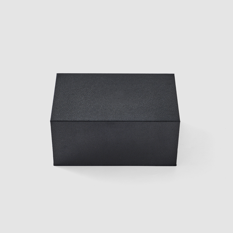Custom Luxury Paper Cardboard Velvet Magnetic Lid Close Jewelry Ring Bracelet Jewellery Gift Box Packaging