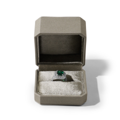 Quality Jewelry Packaging Box with Velvet Cover Wholesale Bracelet Pendant Ring Jewellery Gift Cases