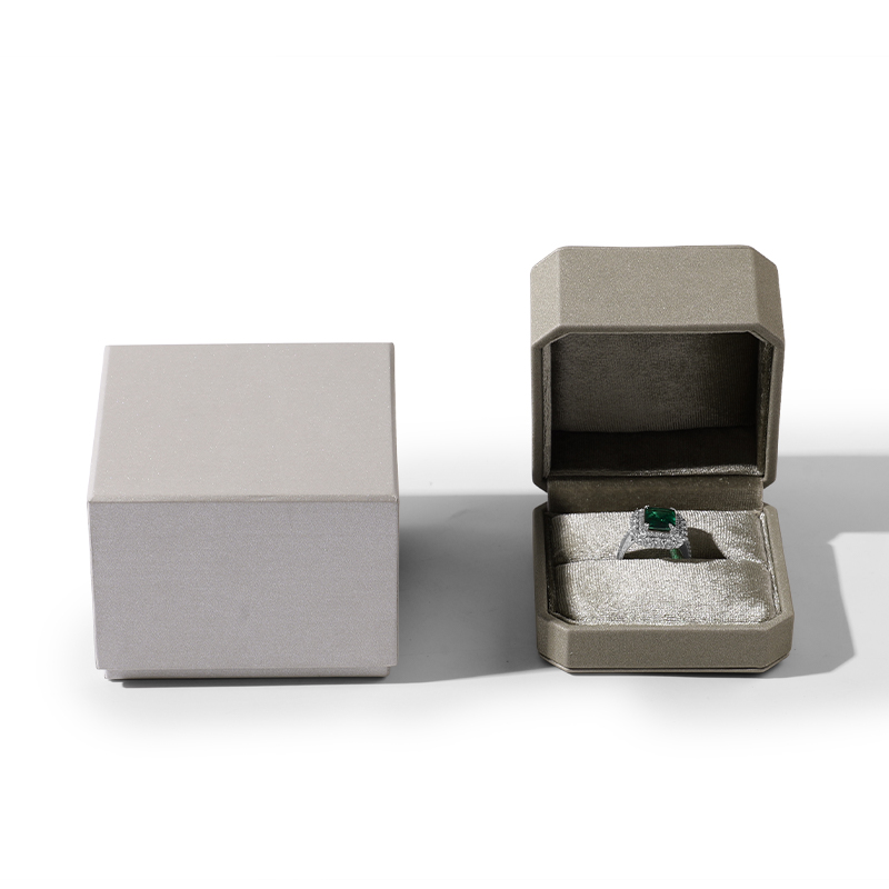 Quality Jewelry Packaging Box with Velvet Cover Wholesale Bracelet Pendant Ring Jewellery Gift Cases
