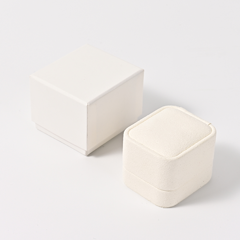 Custom Logo Luxury Suede Ring Box Elegant Luxury Jewelry Gift Box