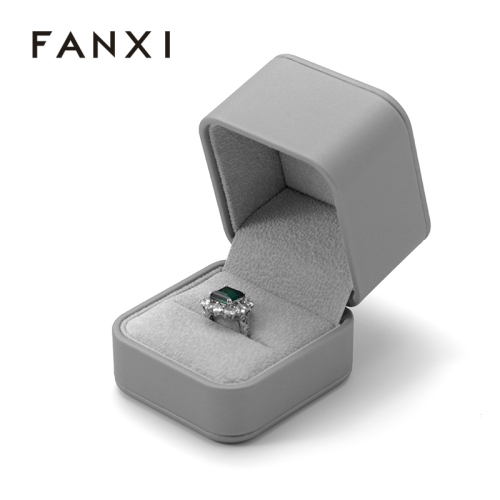 High Quality Customize Jewelry Display Luxury Packaging Leather Box for Ring Holder